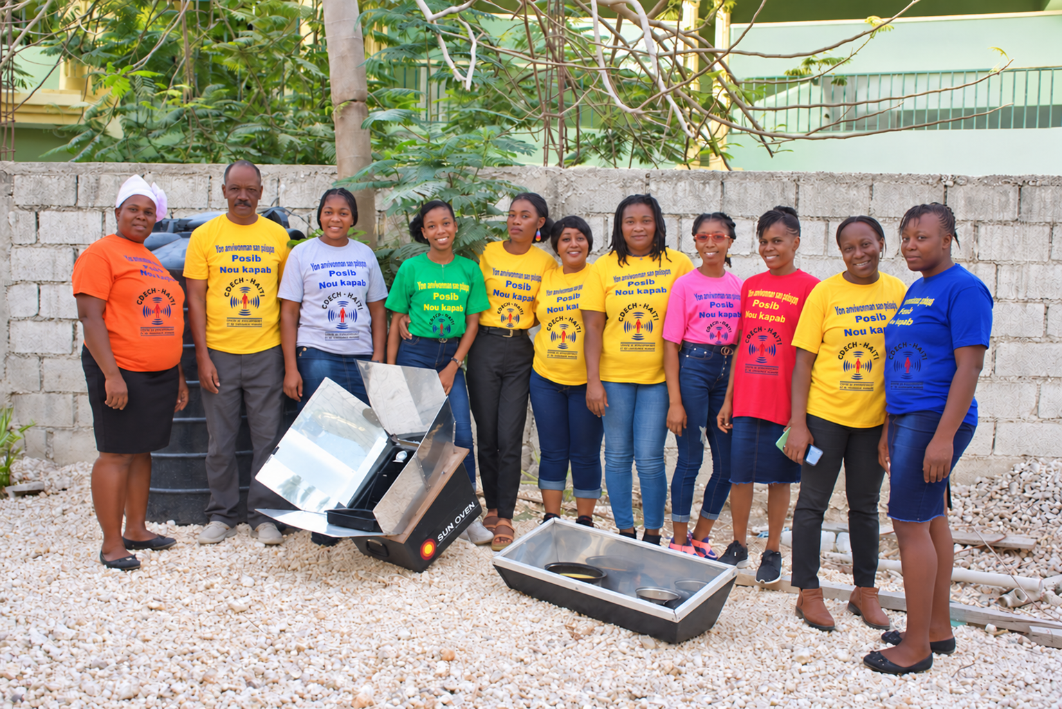 Activité de promotion des fours solaires du CDECH à La Gonâve